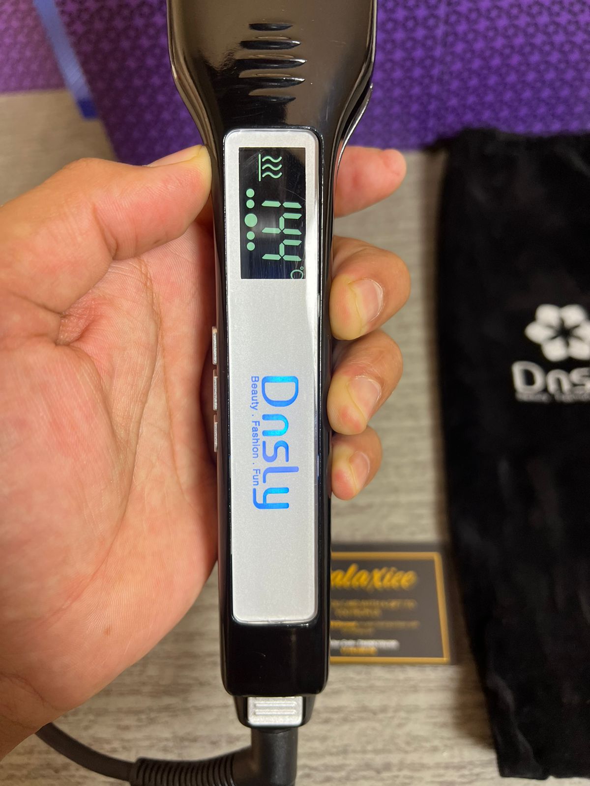 Dnsly Professional Hair Straightener