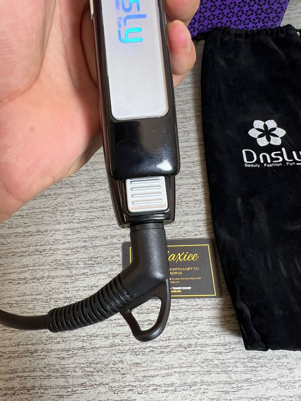 Dnsly Professional Hair Straightener