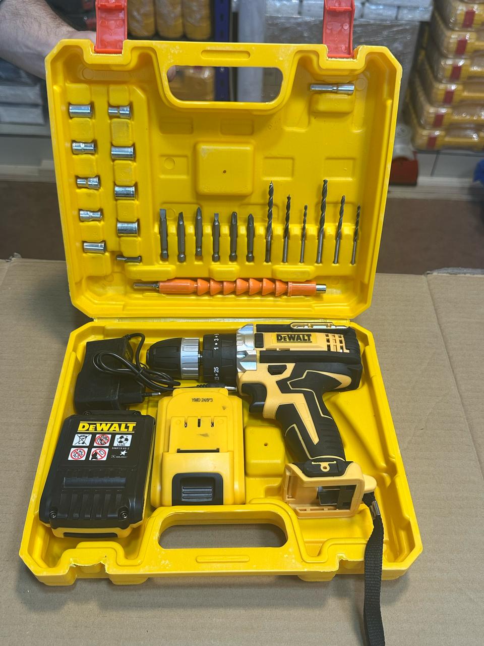 DeWalt Drill Machine With ToolKit Set