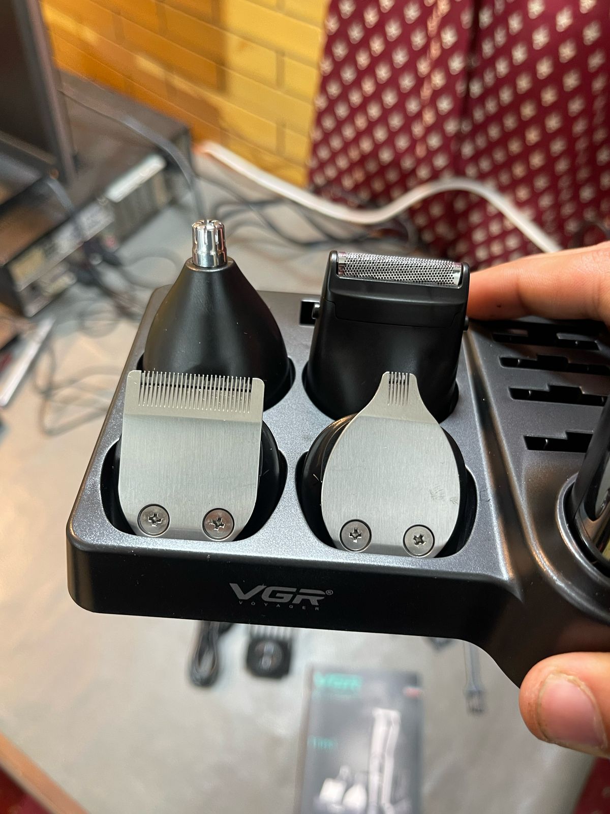 VGR Professional Gromming Kit 11 in 1 ( ALL IN ONE Purpose )