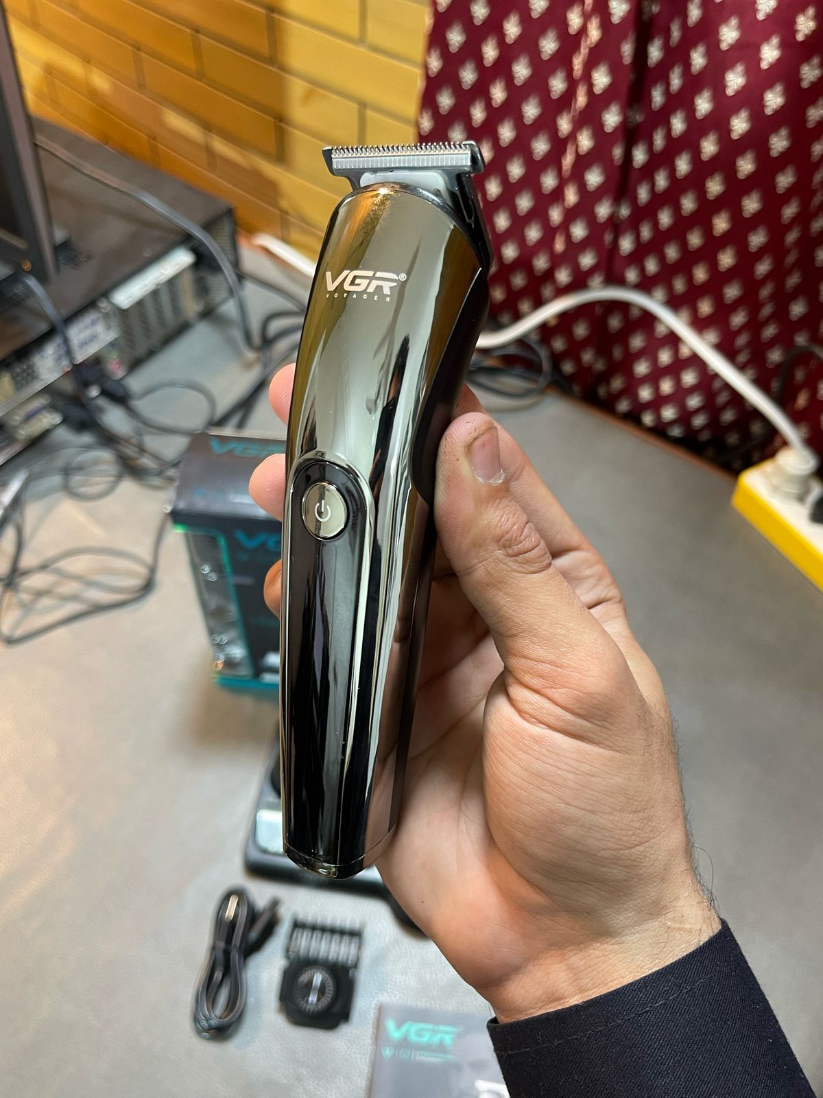 VGR Professional Gromming Kit 11 in 1 ( ALL IN ONE Purpose )