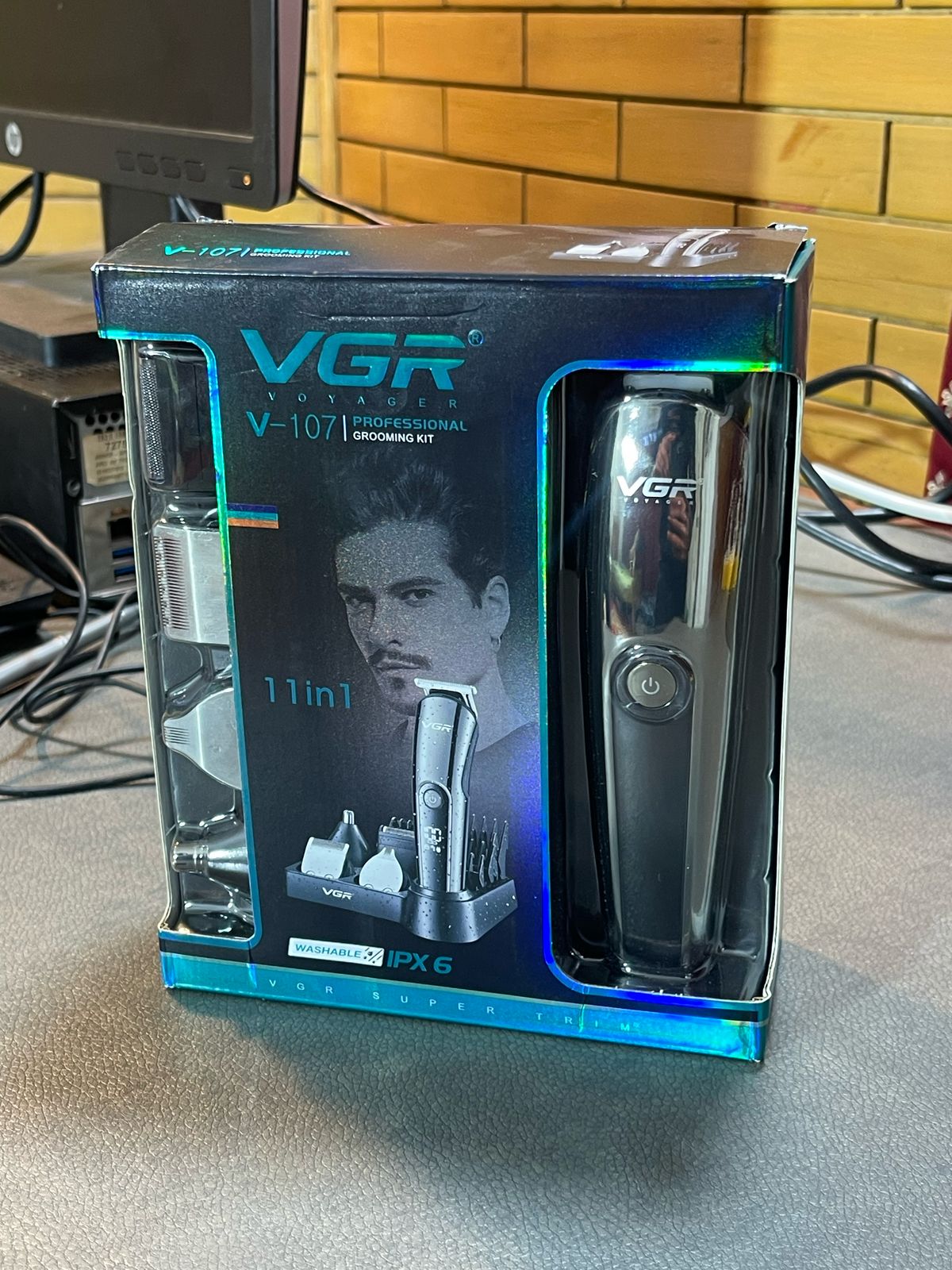 VGR Professional Gromming Kit 11 in 1 ( ALL IN ONE Purpose )