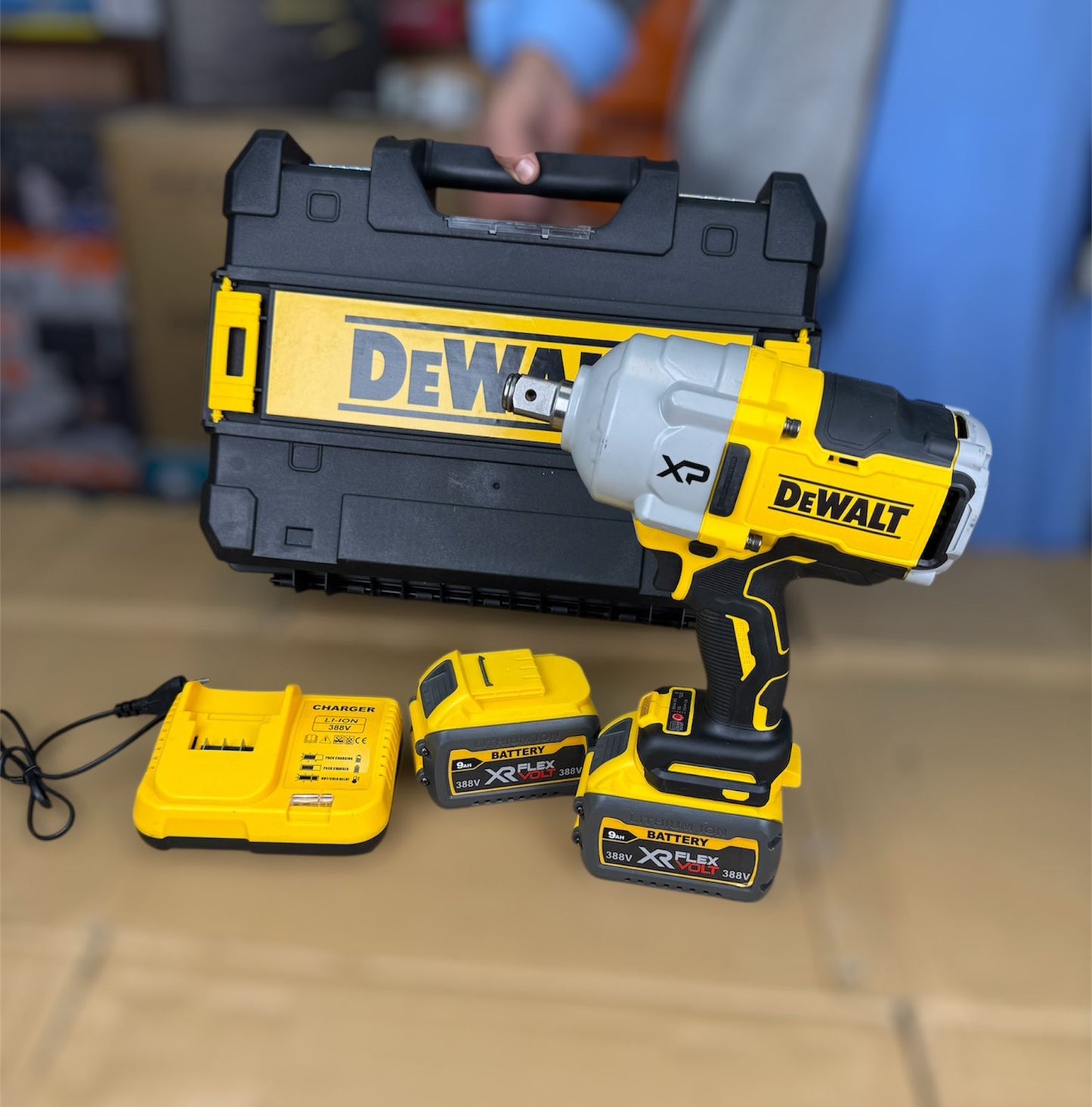 Dewalt commercial impact wench DCF 961