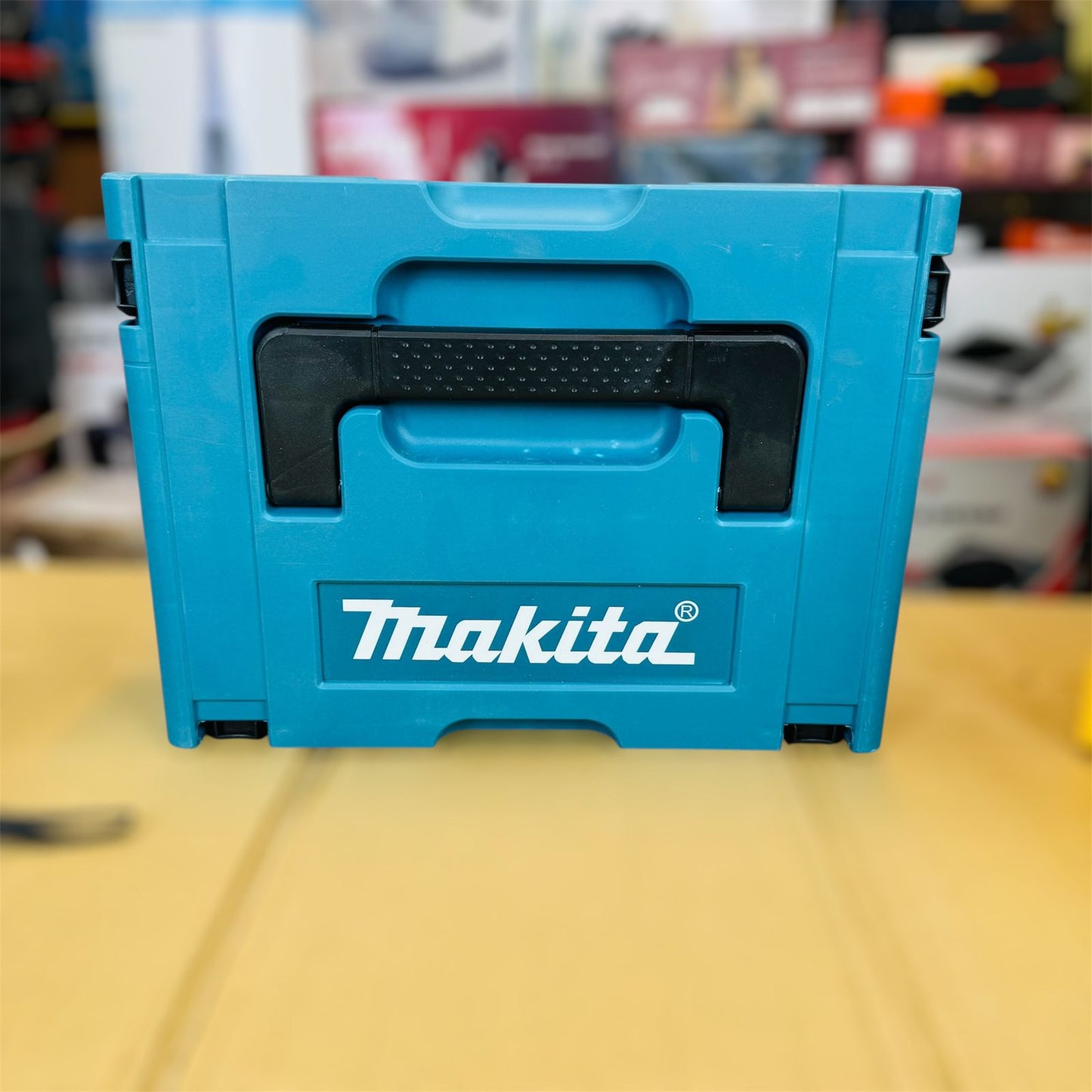 Makita 2 in 1 drill & impact 30 pcs tools set