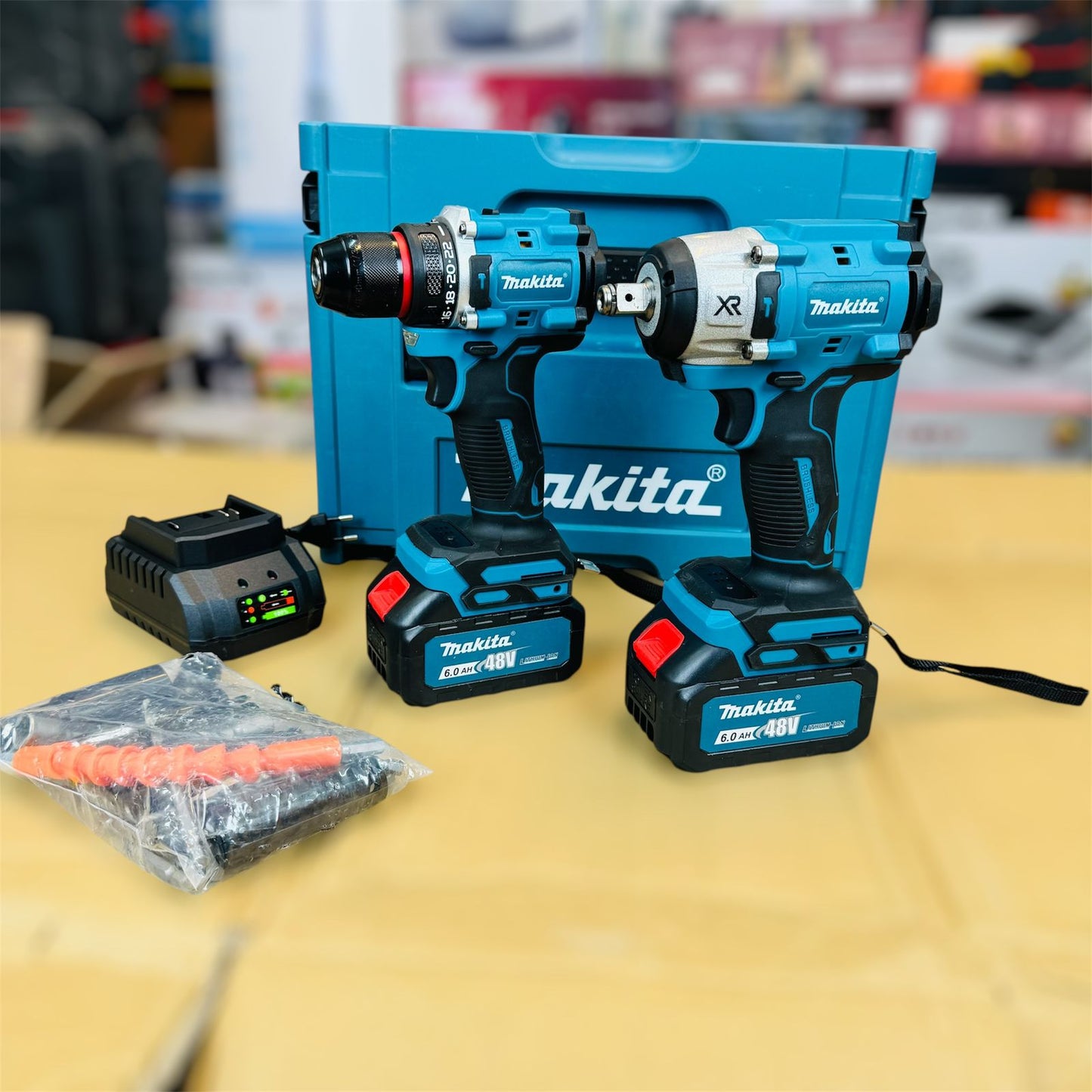 Makita 2 in 1 drill & impact 30 pcs tools set