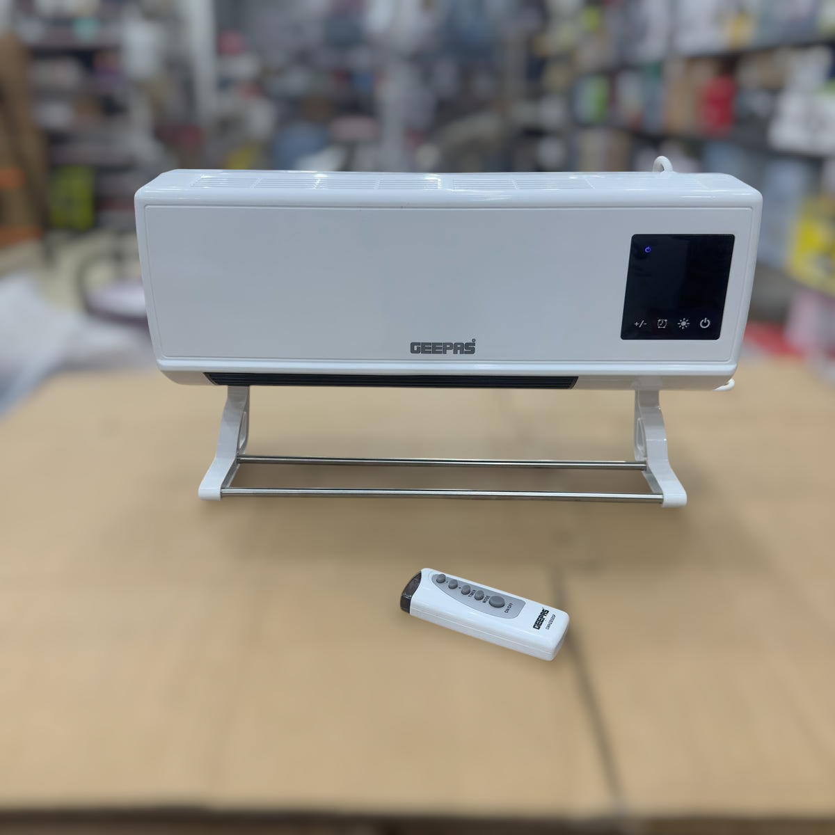 Geepas Ecowarm Wall heater PTC Heater 28585