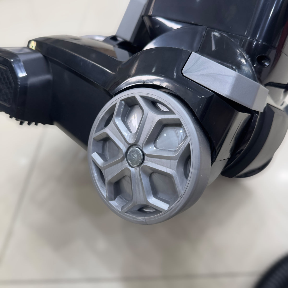 Geepas  Carpet Washer floor sofa steam cleaner GCW19059