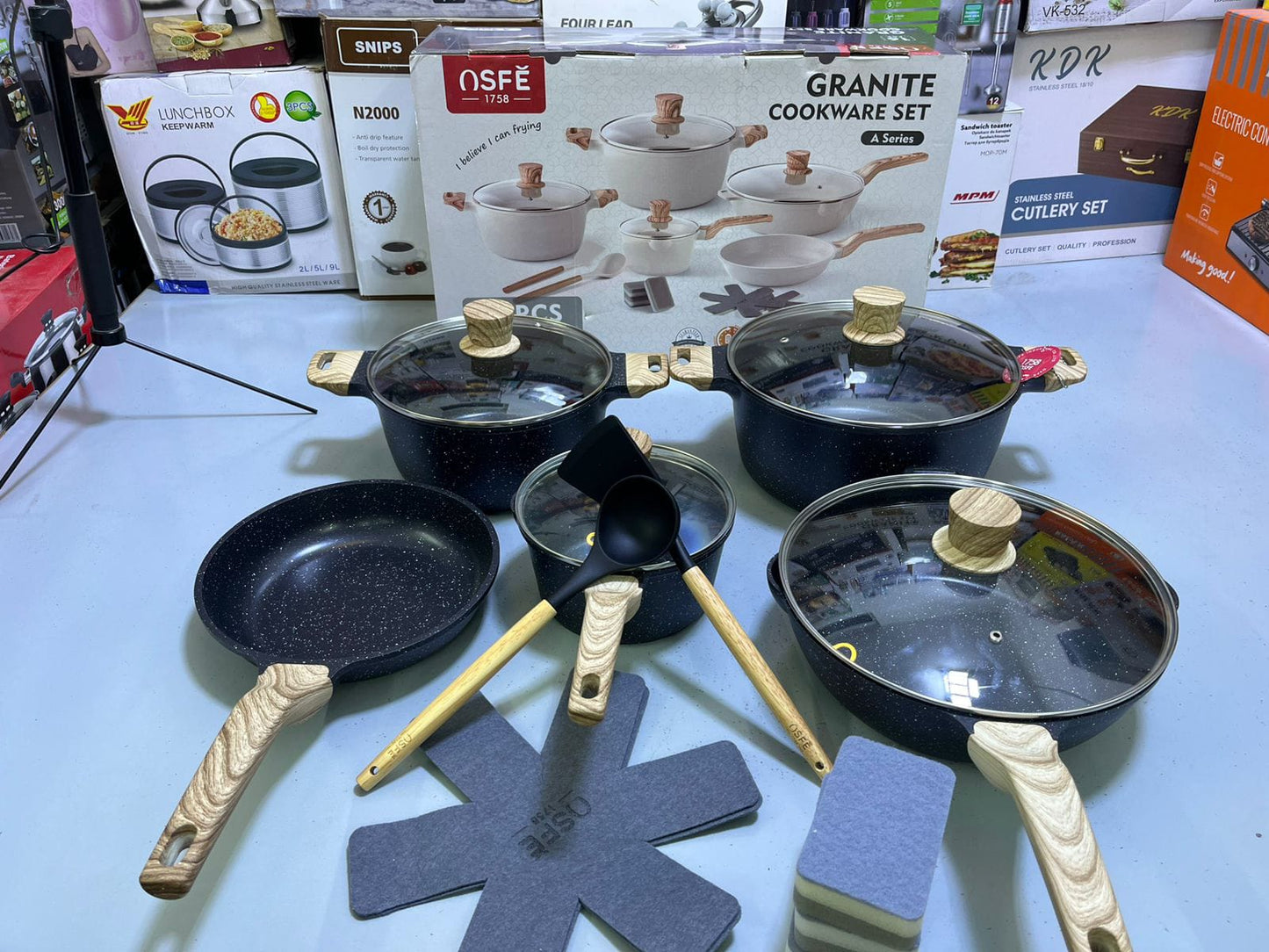 16 Pieces granite Cookware Set