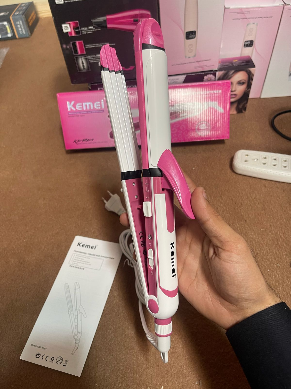 Kemei 3 in 1 Hair Straightener, Curler Beauty Styler